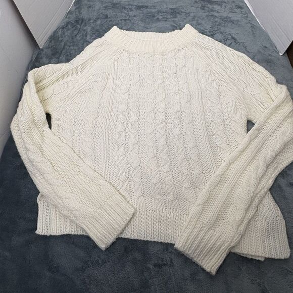 Women’s Cable-knit Sweater White Size Medium Cozy Classy Cottagecore Preppy - Picture 2 of 8